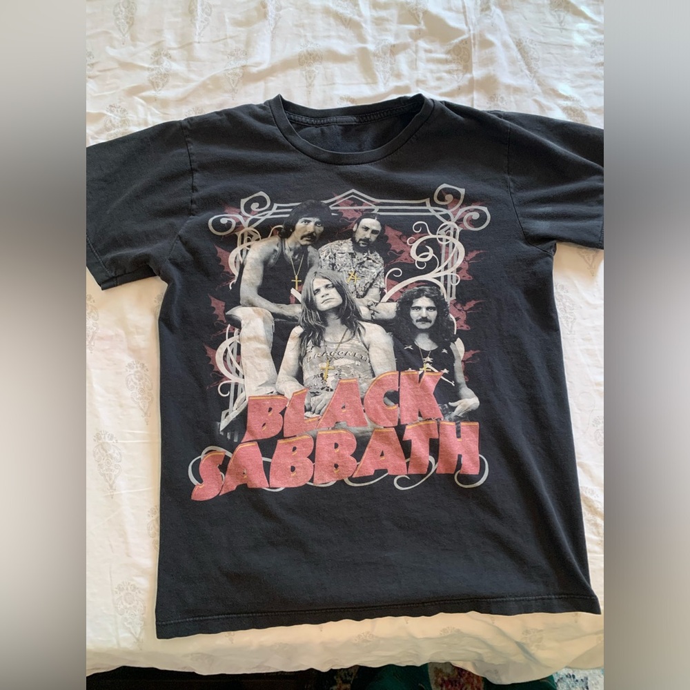 Black Sabbath tshirt women’s Small